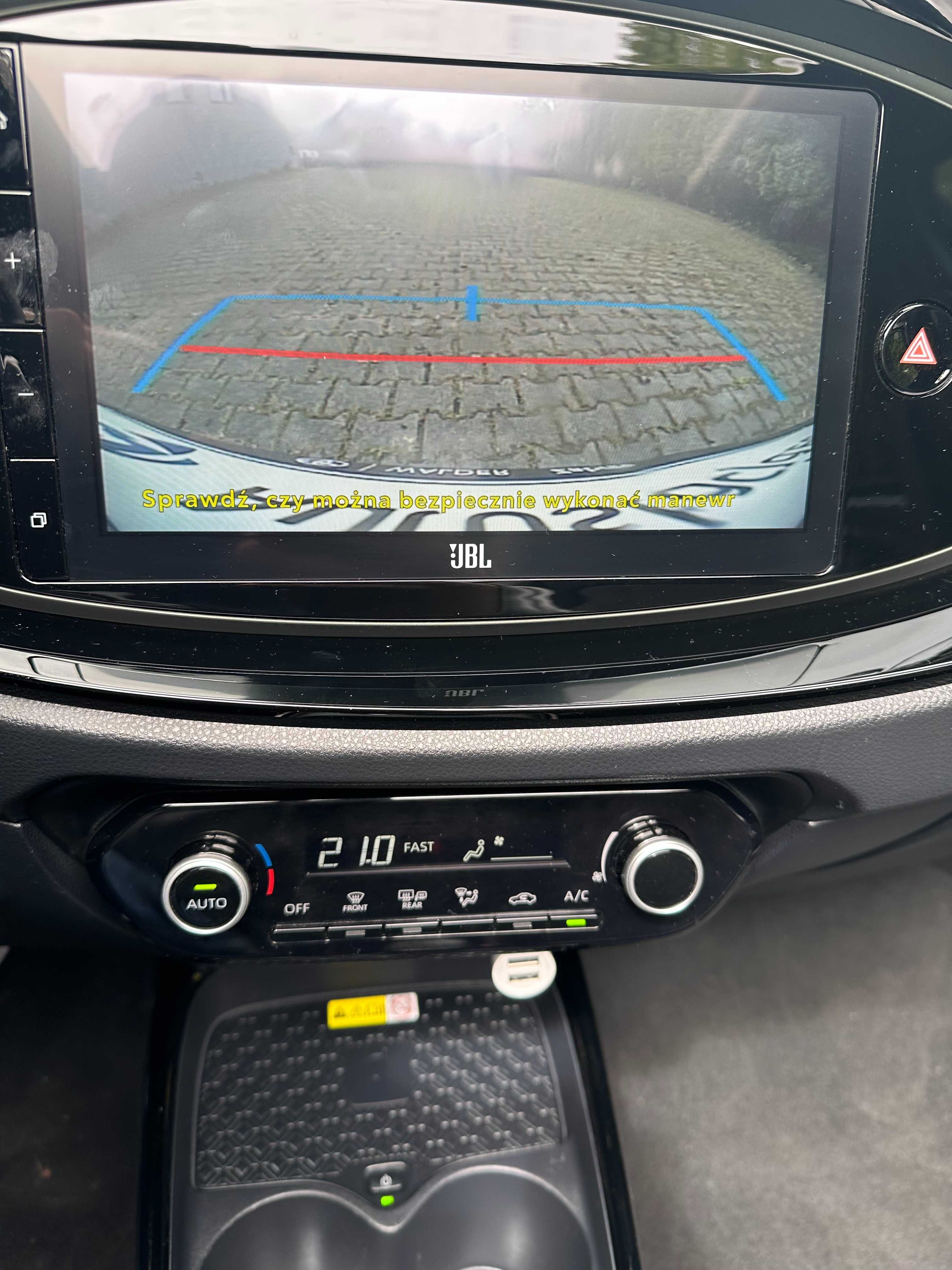 Toyota Aygo X Selection Automat Skyview JBL wynajem z WYKUPEM 2390zł