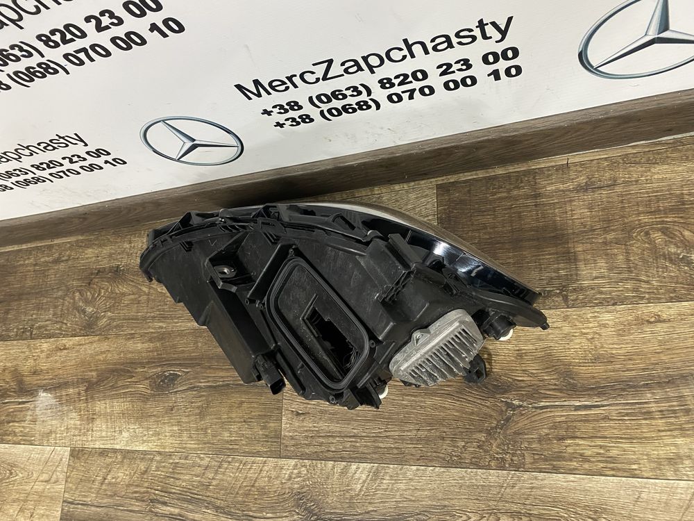 Mercedes w176 a клас фара ліва рестайлінг hight led performance
