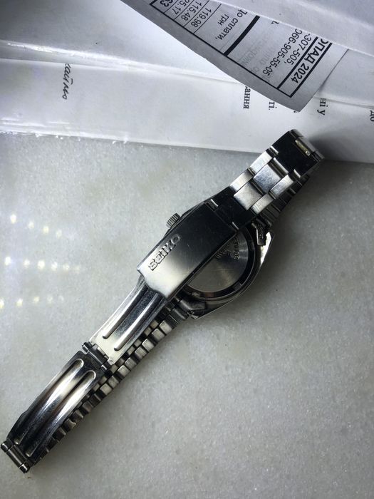 Женские часы  SEIKO