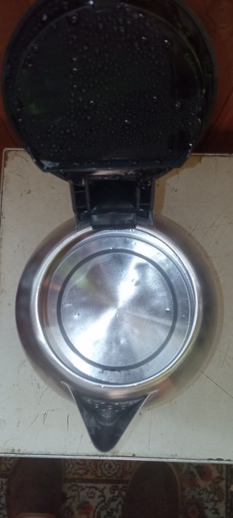 Рабочий Электрочайник Delfa DK-1200x
