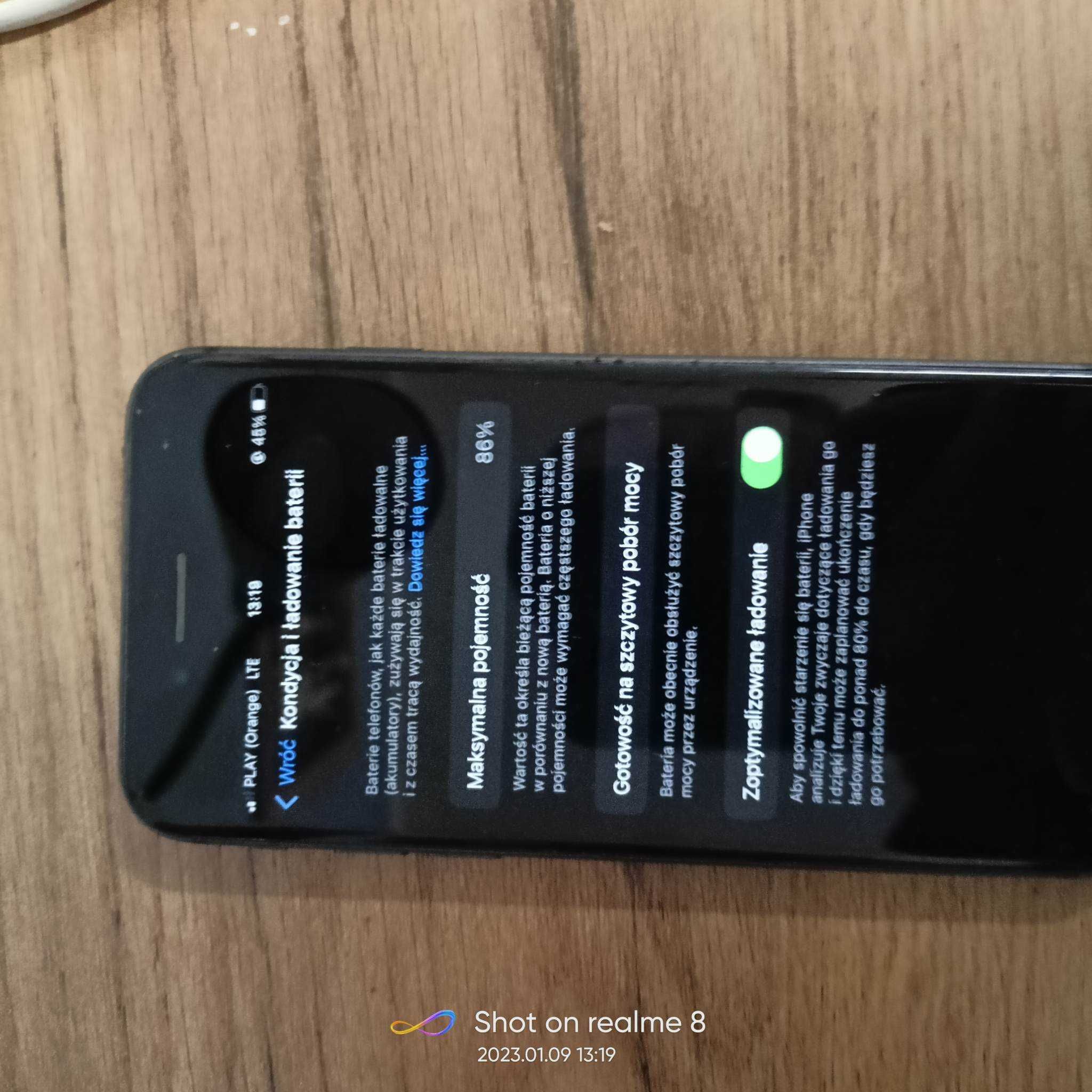 Iphone 8 używany w stanie bdb do użytku