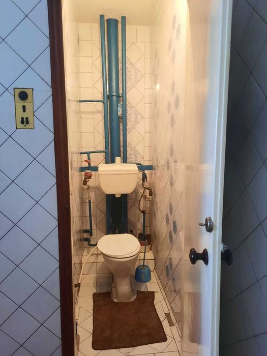 HE S4 Продам 3 комнатную квартиру метро Роганский ж/м ул. Луи Пастера