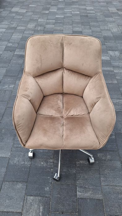 Fotel biurowy obrotowy