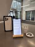 Iphone 13 pro 93% baterii