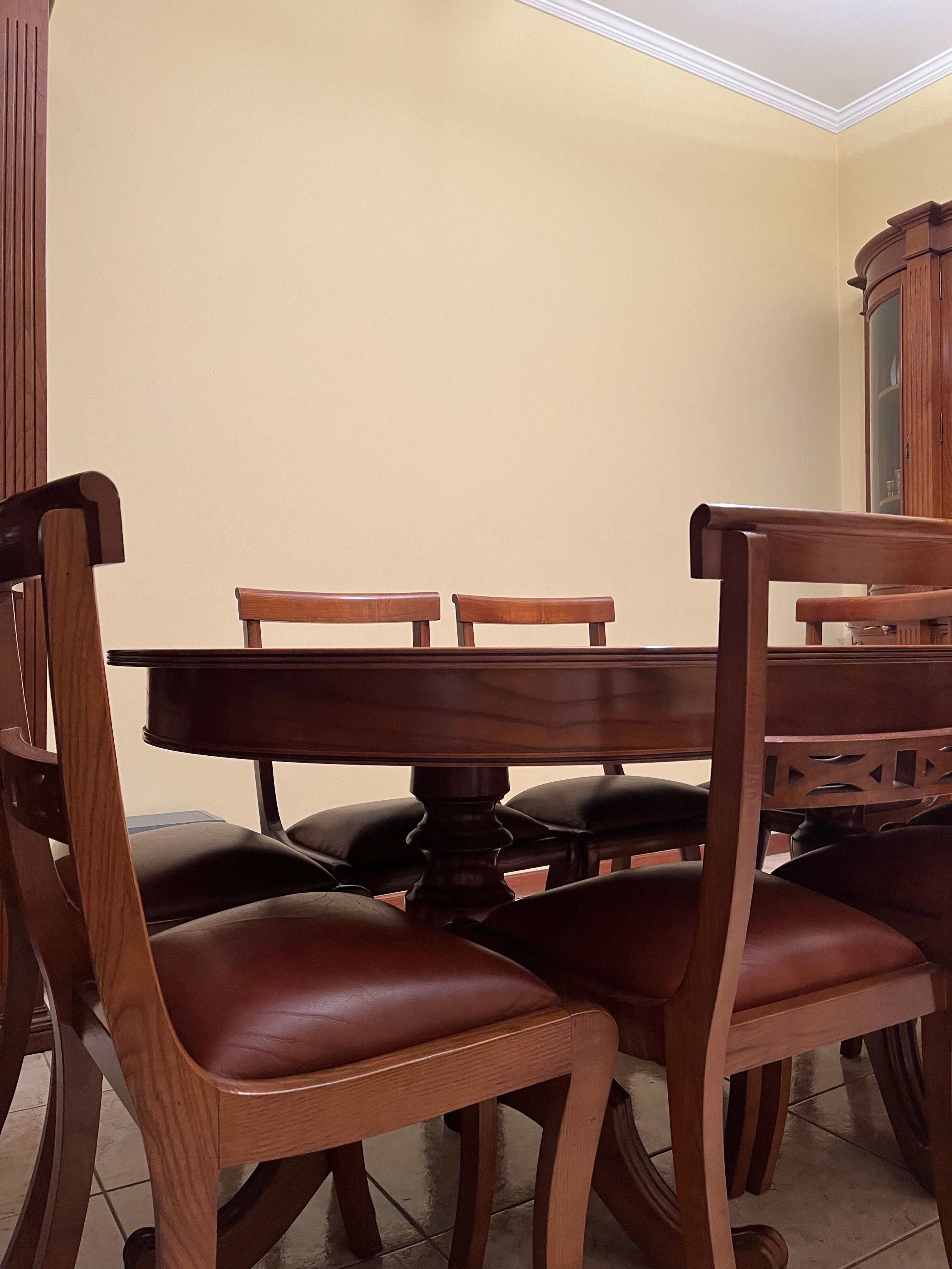 Móvel de sala + mesa de jantar, madeira de Nogueira Natural novo