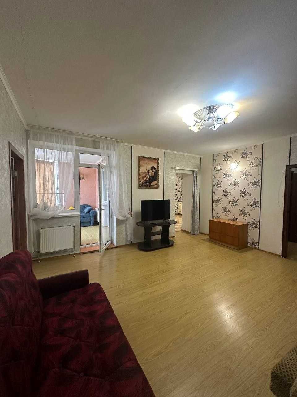 3к.кв с большой кухней