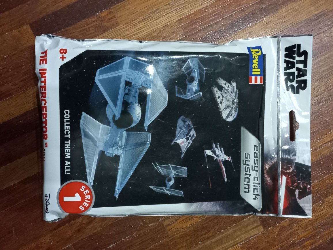Star Wars TIE-INTERCEPTOR - Revell easy click model