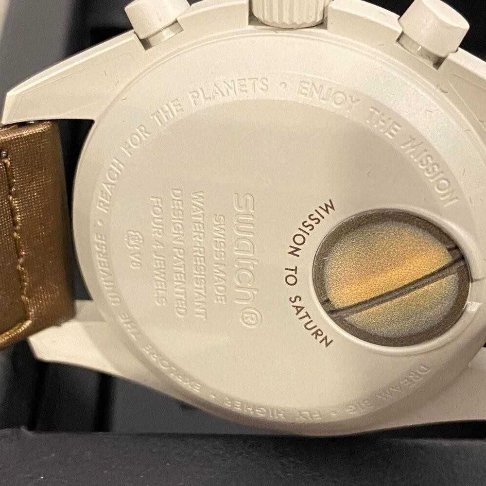 Omega x Swatch Saturn – SO33T100 w Sklepach