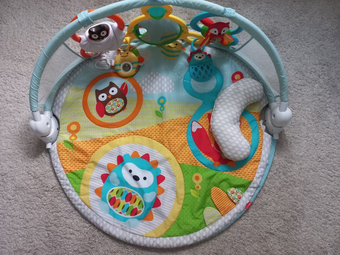 Mata edukacyjna Skip Hop Explore & More