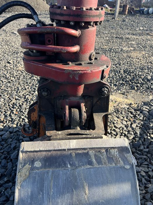 Грейферний ковш atlas.