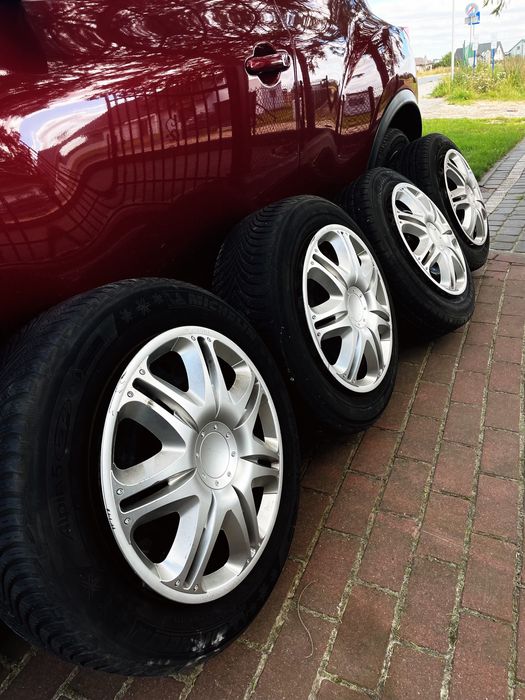 Koła zimowe 205/60R16 – felgi + opony + kołpaki (Nissan Juke)