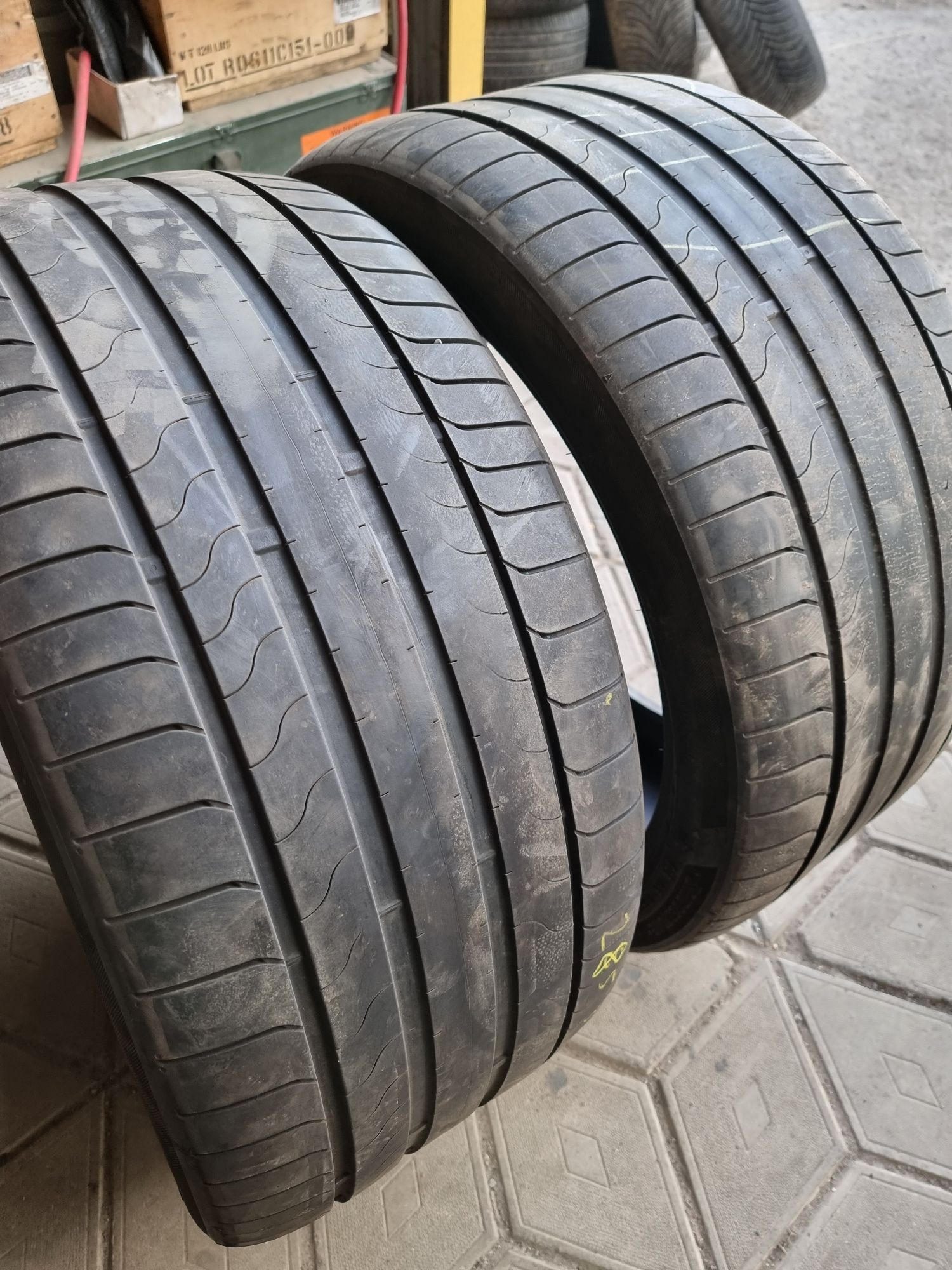 285/35 R21 Bridgestone Turanza 6