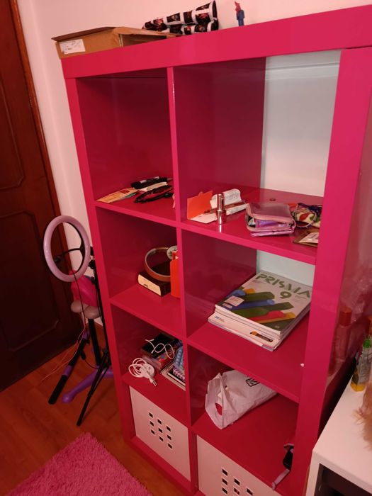 Estante quarto menina