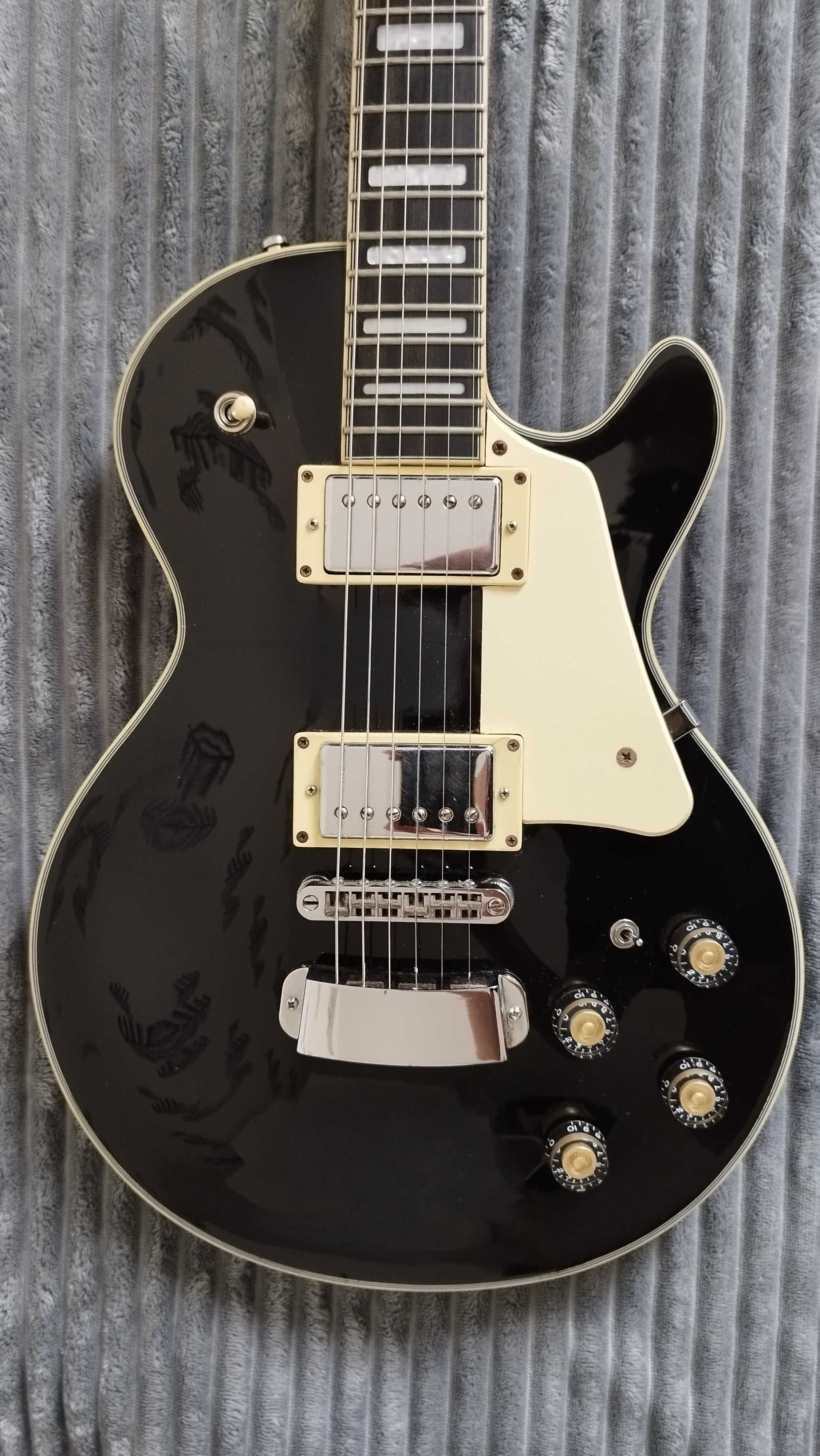 Gitara elektryczna Hagstrom Super Swede Les Paul