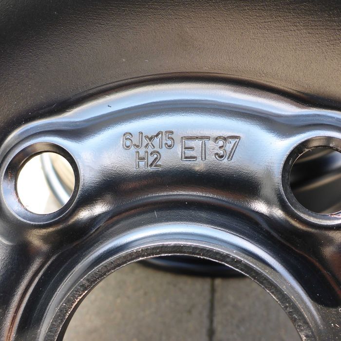 Felgi stalowe 15 VW 5x112 6J Et37 Passat/Variant 3BG Jak Nowe