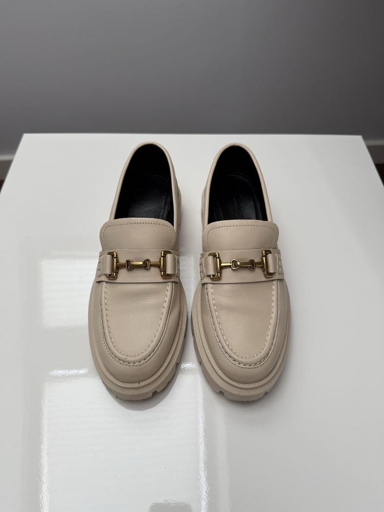Mokasyny Massimo Dutti