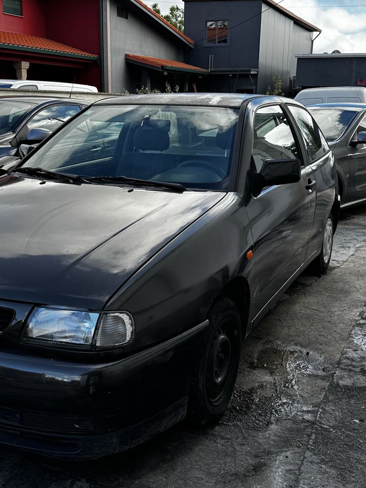 Seat ibiza 1.9D comercial