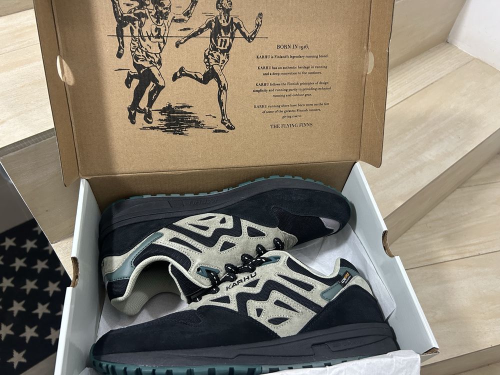 Продам кросівки чоловічі Karhu