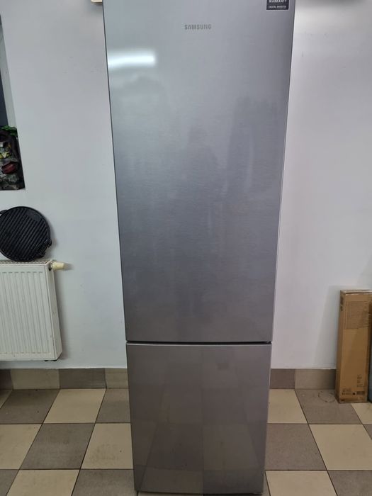 Lodówka Samsung RB37J5000SA