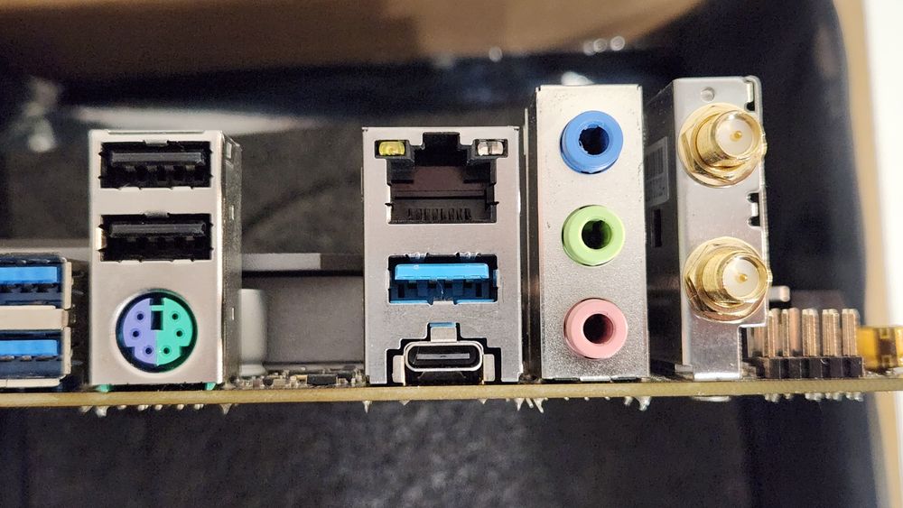 Як нова‼️мат.плата mini-ITX AM4 ASRock B550M-AC/ITX WIFI ARGB NVMe