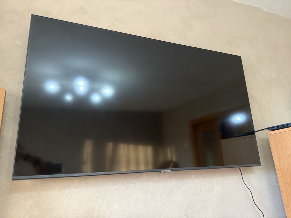 Samsung UHD AU7100 50 / 125см