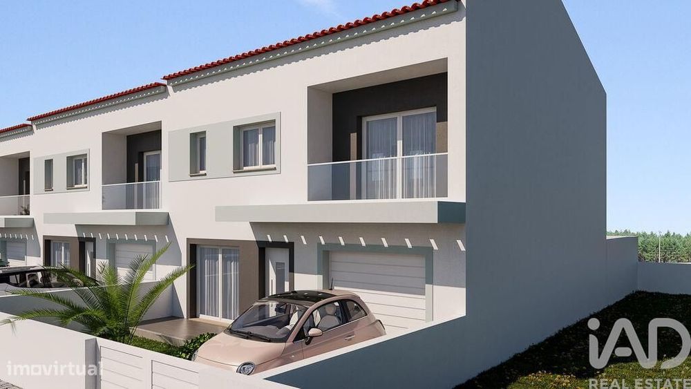 Casa / Villa T3 em Atouguia da Baleia de 128,00 m2