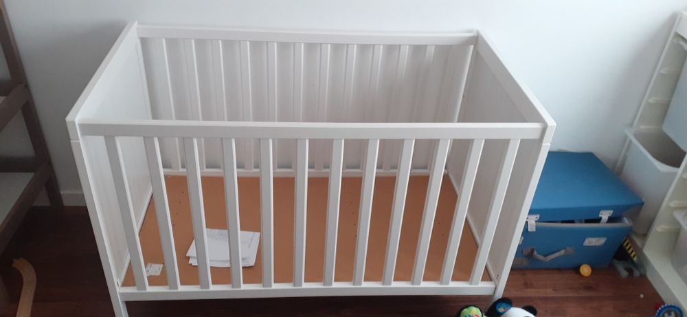 Berço sundvik ikea + colchão