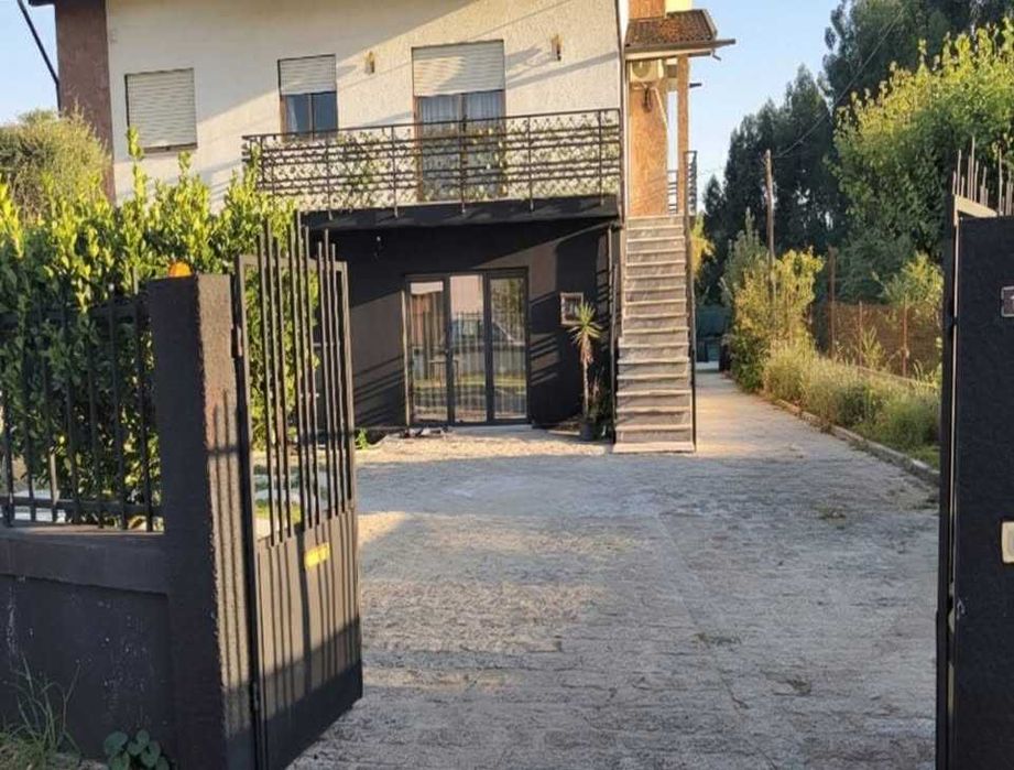 Andar de moradia, T3, mobilado e com TVs em Gandra, Valença