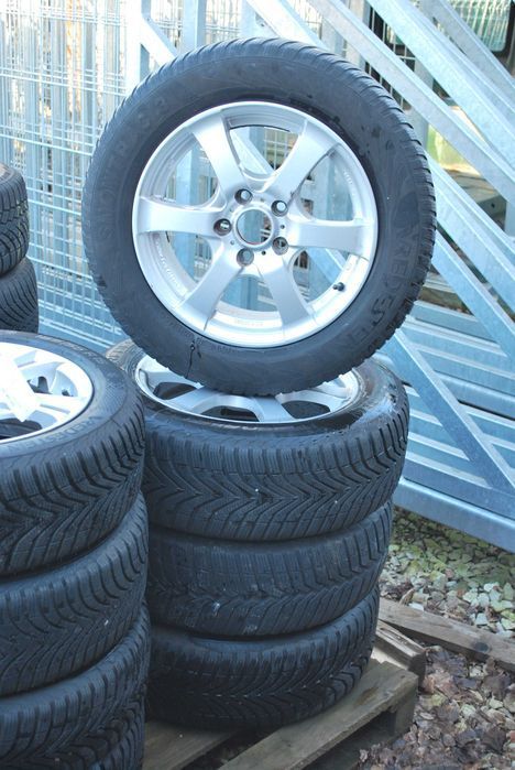 Koła 205/60 R16 5x100 Alufelgi + opony zimowe ET 50 VW Skoda Audi