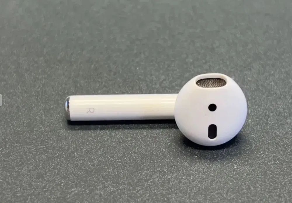 Oryginalna prawa słuchawka AirPods 2 A2032