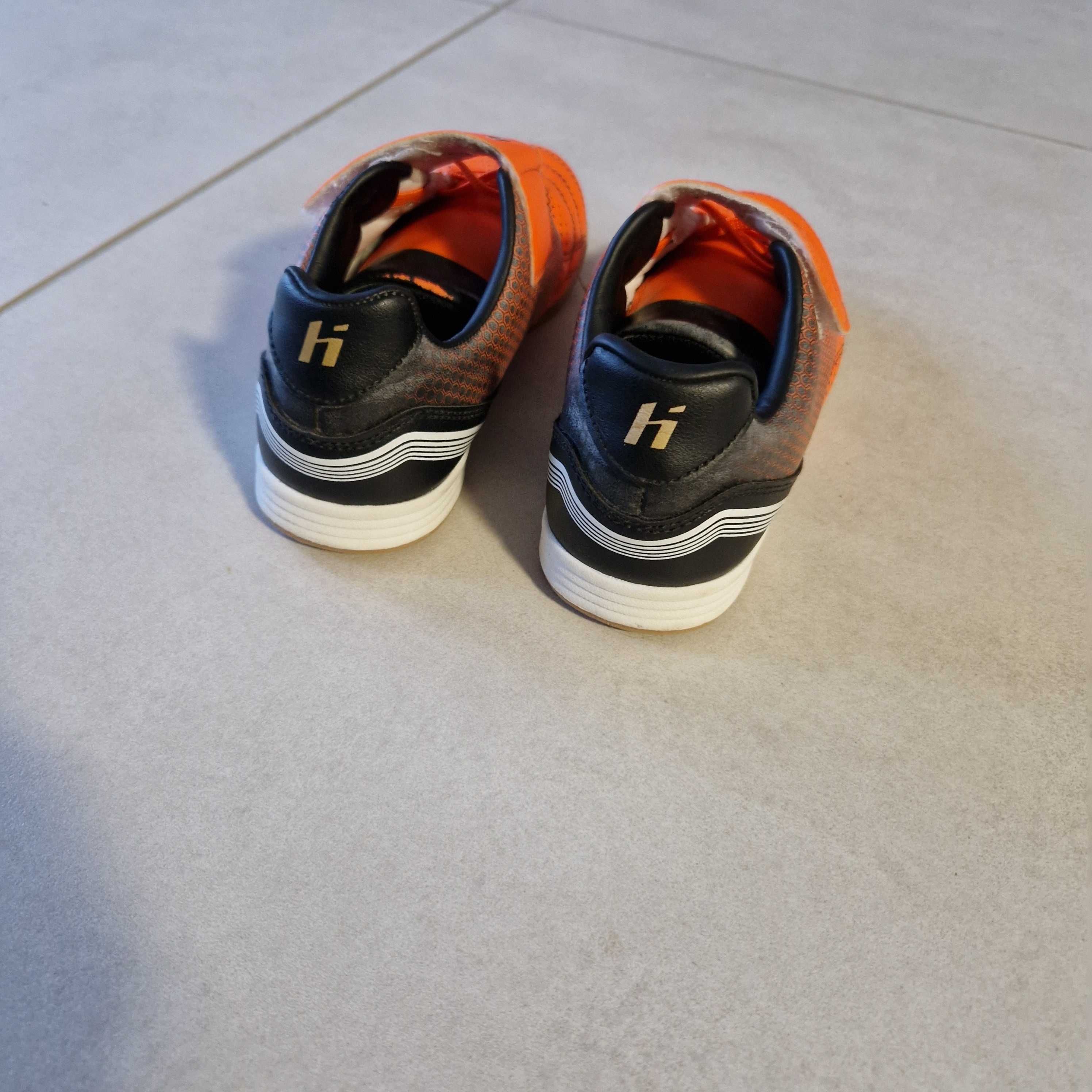 Buty chłopięce halówki