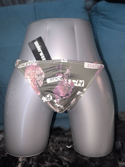 Stringi męskie push up