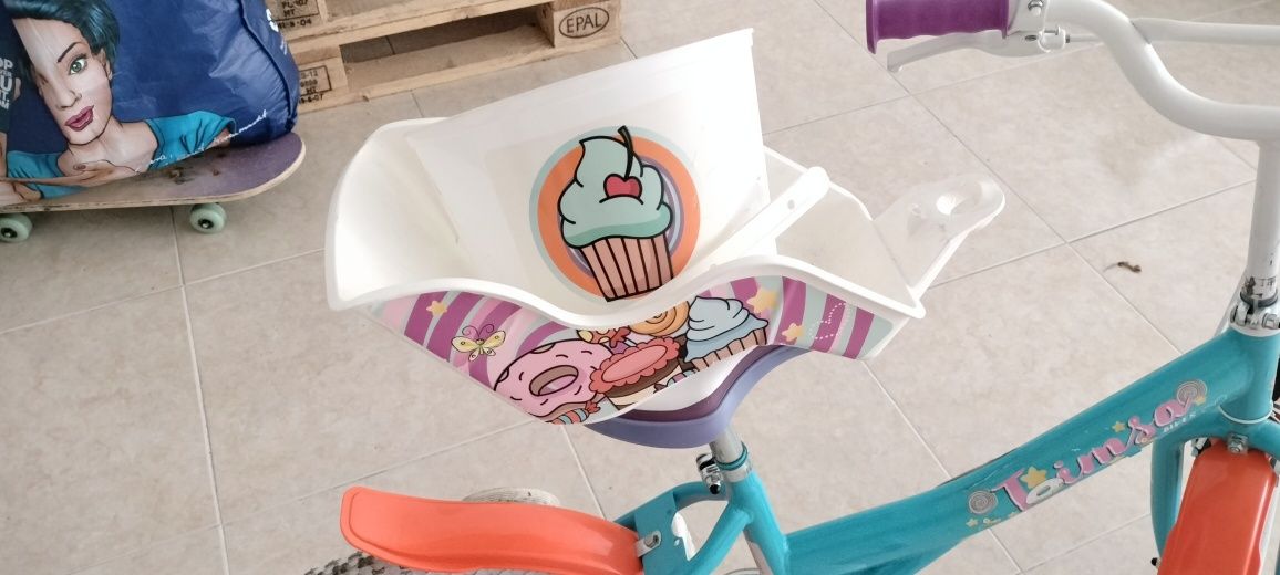 Bicicleta menina