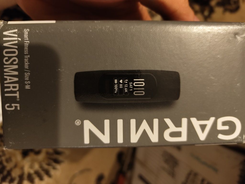 Смарт-браслет Garmin Vivosmart 5 чорний, малий/середній розмір