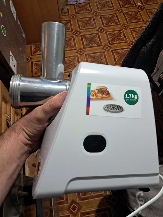 Продам Мясорубку BOSCH