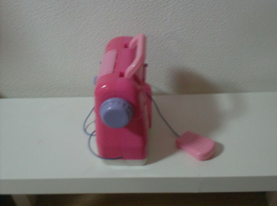 Máquina de Costura de Brincar