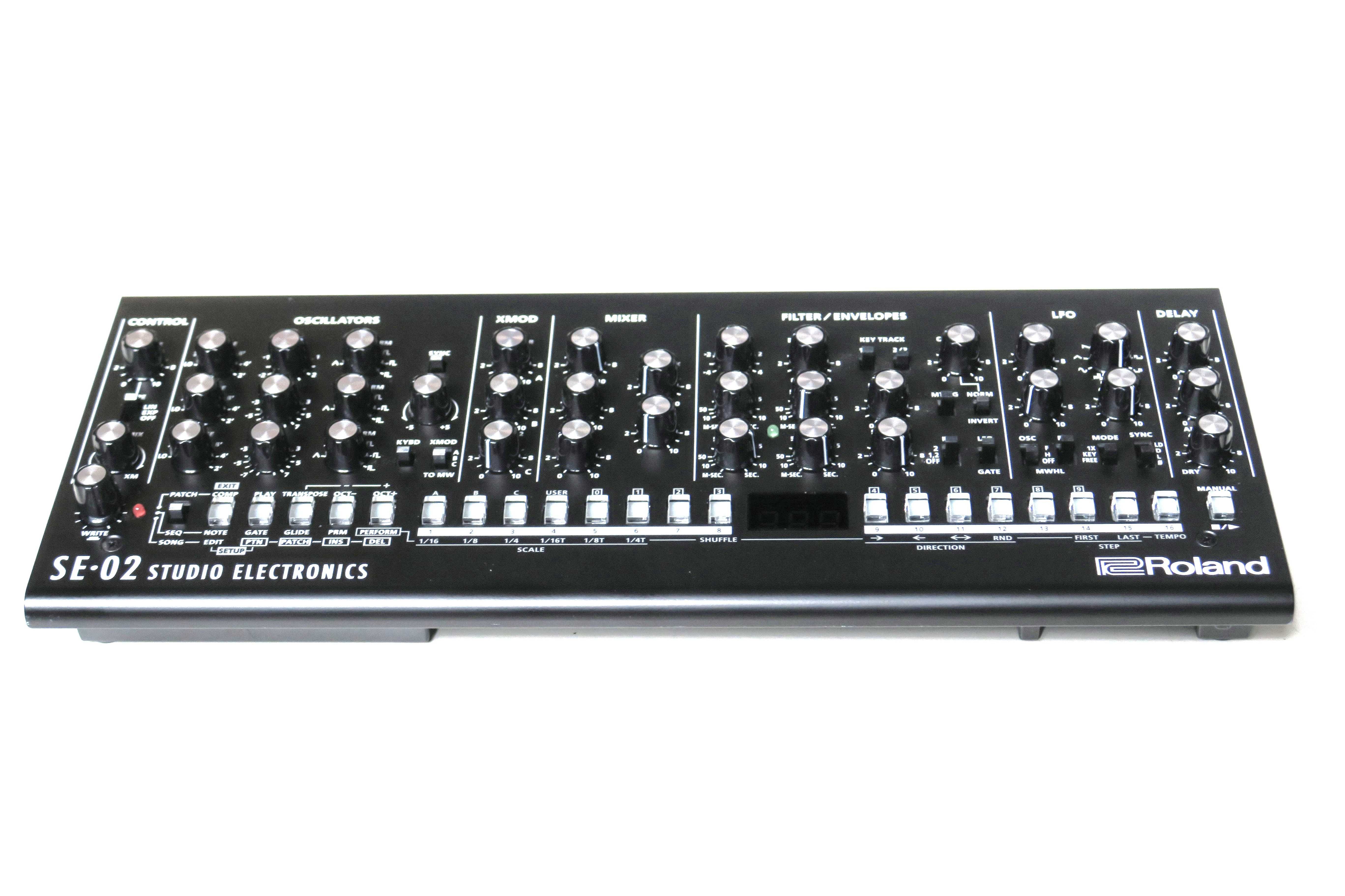 Roland Boutique SE-02 syntezator analogowy 3-oscylatory stan jak nowy