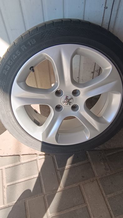 Sprzedam Felgi aluminiowe