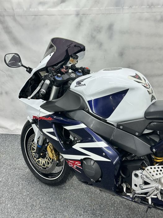 Honda CBR 900RR Model 954 FireBlade Top Stan Zadbana
