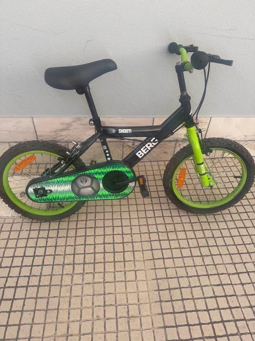 Vendo Bicicleta crianca Berg