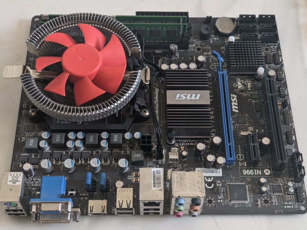 Комплект Материнська плата AM3, 880GM-E35 + проц 3,2gHz + ddr3 8gb