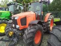 Kubota M 135 GX  Kubota m135gx 2990mth przedni TUZ WOM