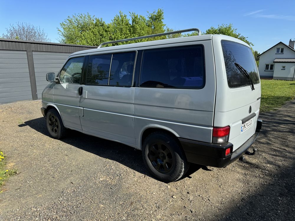 Vw t4 multivan 7 osob camper bus 1.9 tdi hak