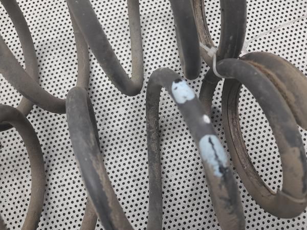 Mola de suspensão trás direita SUZUKI Ignis I (FH)