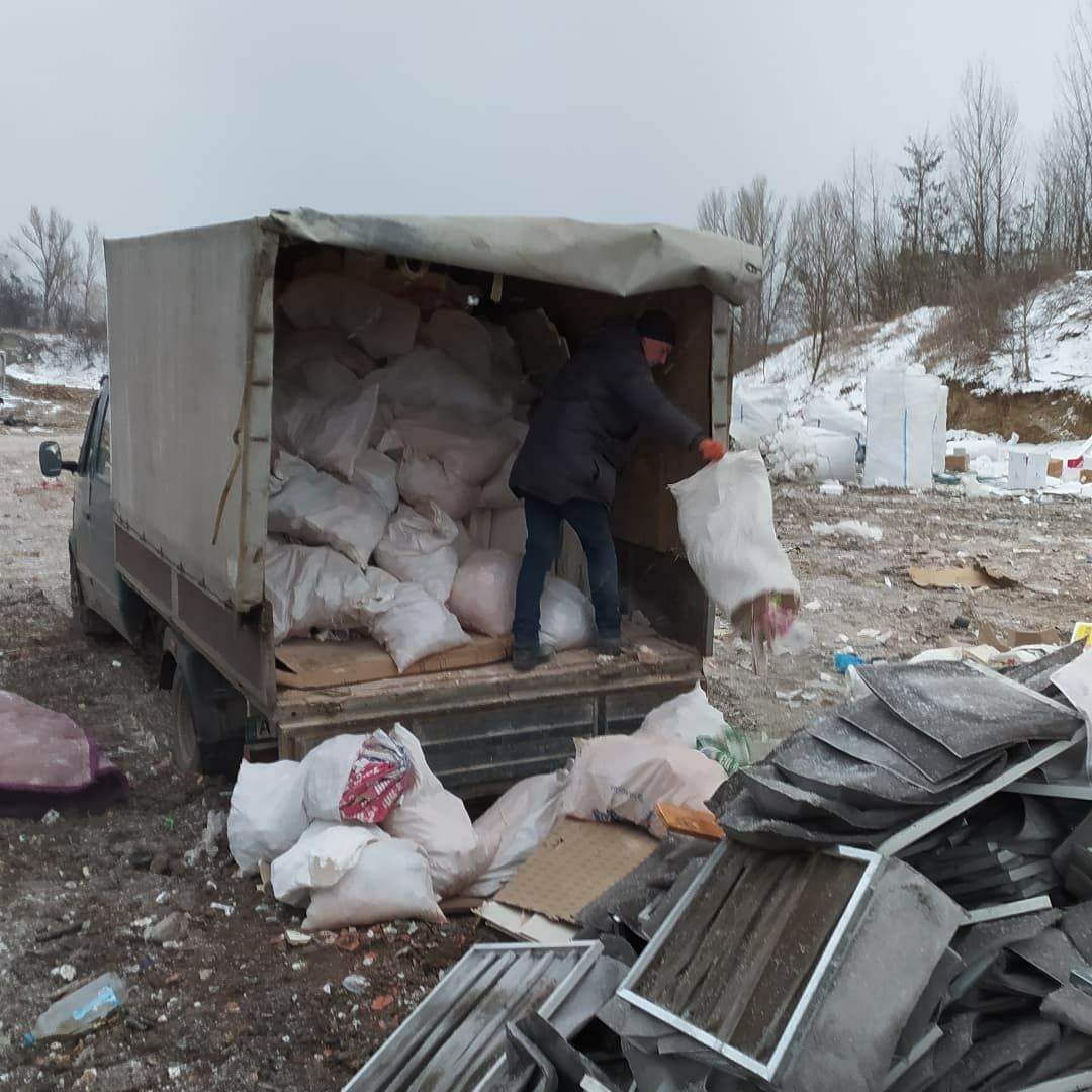 Демонтаж, стін,стяжки, плитки, вивіз будівельного сміття