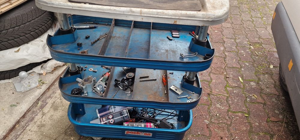 Skrzynka narzędziowa wózek