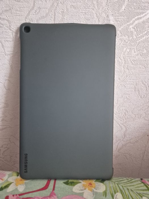 Продам планшет Samsung galaxy Tab A SM-T515 + новий чехол у подарунок!