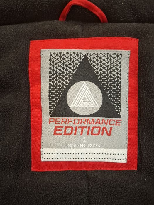 Тепла зимова куртка на хлопчика NEXT