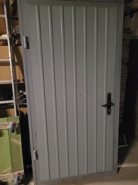 Sprzedam drzwi stalowe