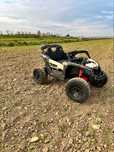 Can-am maverick dla dzieci! 4 Silniki o mocy razem 800W z napędem 4x4